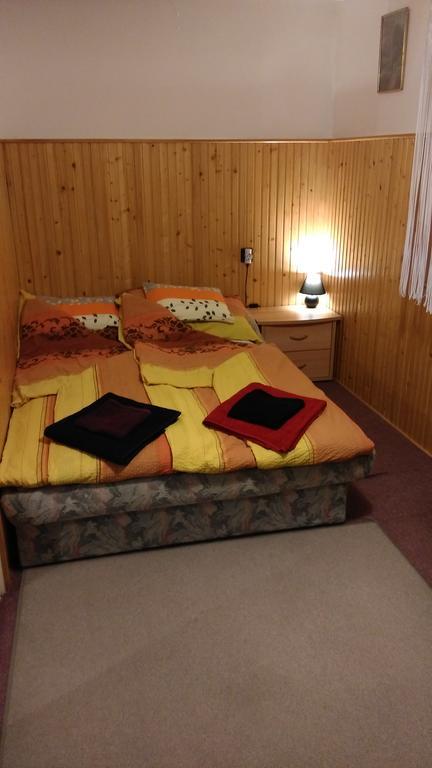 Apartmán Napsugar Vendeghaziko Orosháza Exteriér fotografie